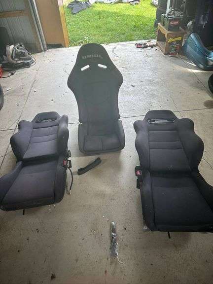 Bride Low Max Racing Seats with Seatbelt Attachments