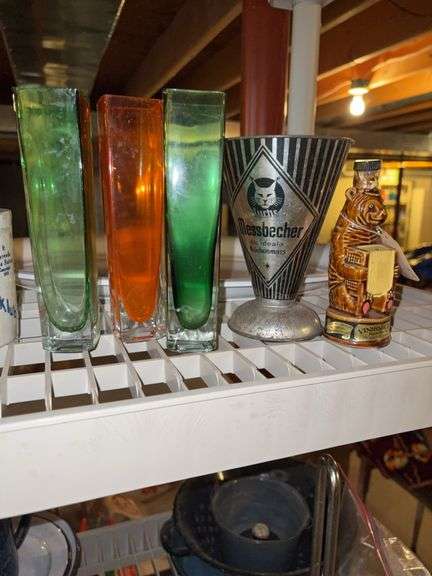 Decanter and vases
