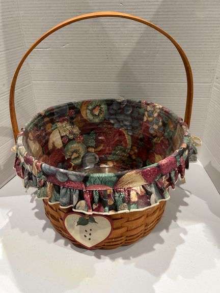 Longaberger Large Fruit Basket with Apples