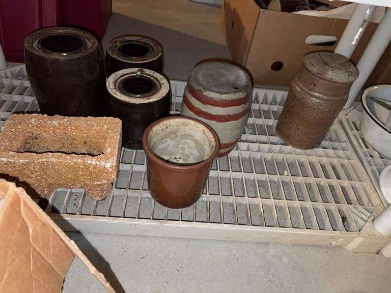 6 canisters and brick mold