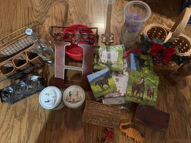 Napkin Holders, Napkins, Tins & Misc.