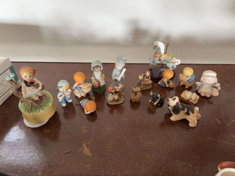 Ensco figurines