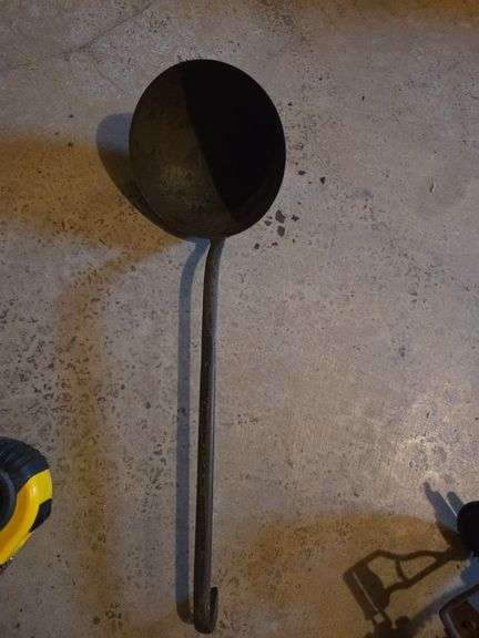 Large ladle