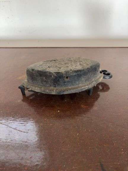 sad iron and holder