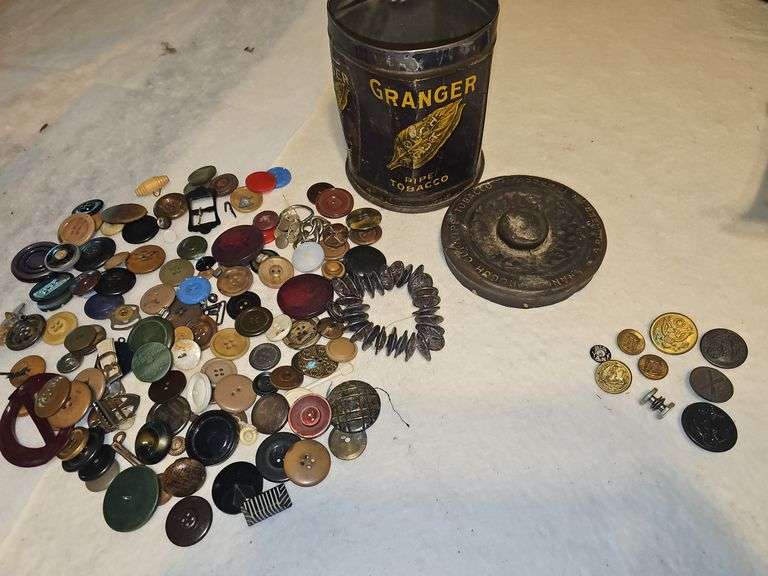 Buttons, Old Tin, Some Military
