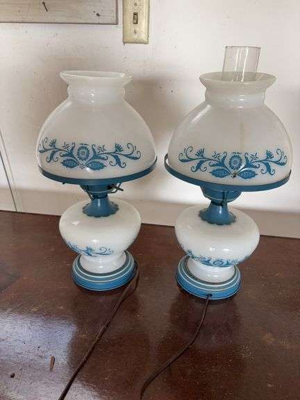 2 Vintage Gone with the Wind Blue Onion