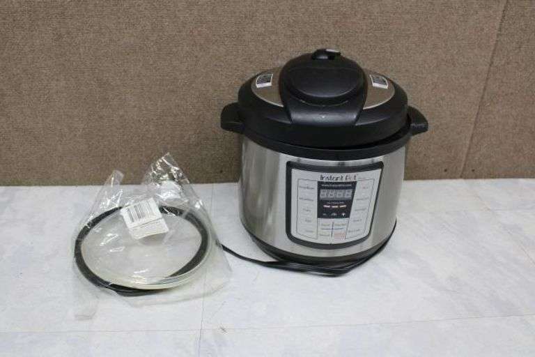 Instant Pot Lux80 Electric Pressure Cooker, 8-Quart
