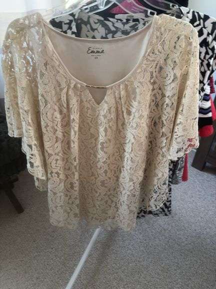 Woman’s size 2X blouses/Sweater