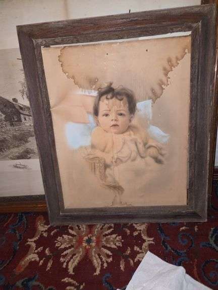 Antique pic of baby