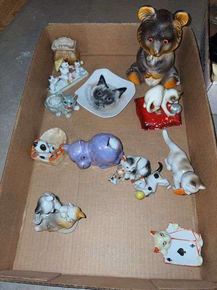 bear and cat figures