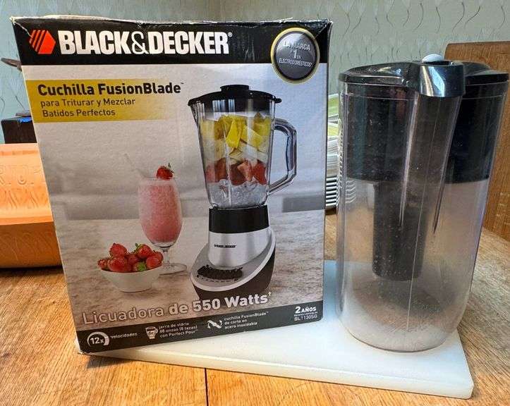NEW Black & Decker FusionBlade Blender and Brita Water Filter Pitcher