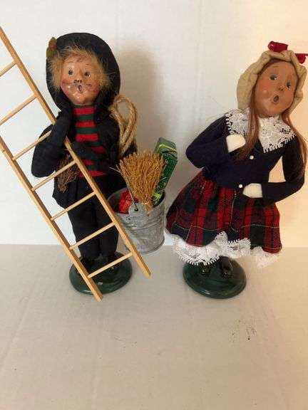 Signed Byers' Choice Ltd. LE Carolers