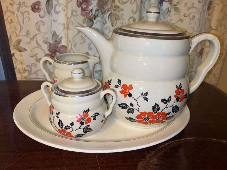 Hull Pottery Red Poppy Tea Set