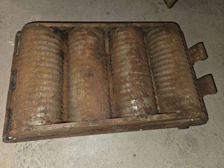 Metal tin mold