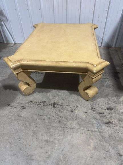 Elegant coffee table