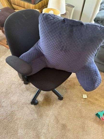 Black Office Chair with Armrests and Detachable Backrest Pillow