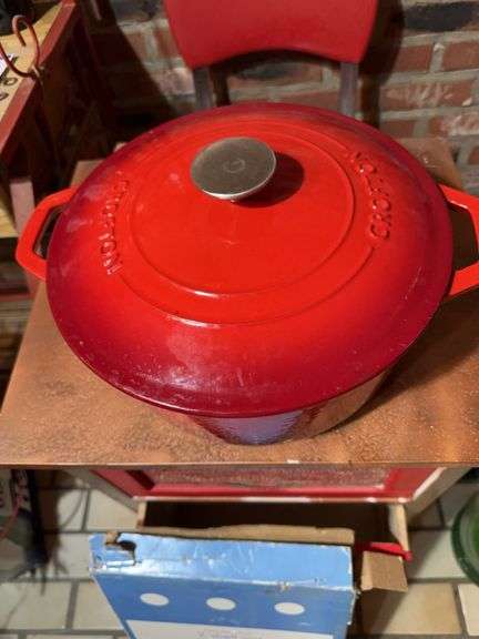 Crofton Dutch Oven