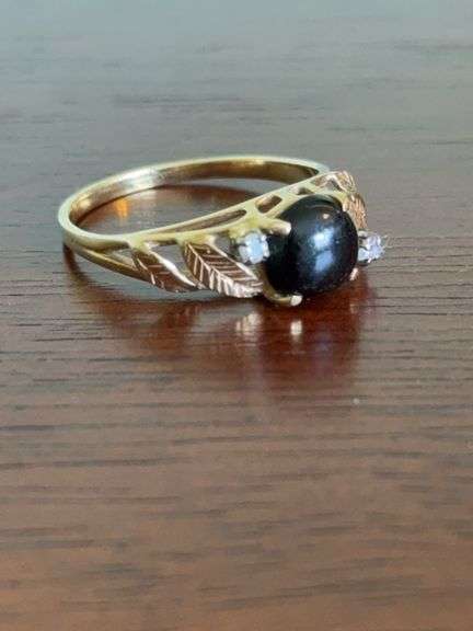 Gold Onyx Ring