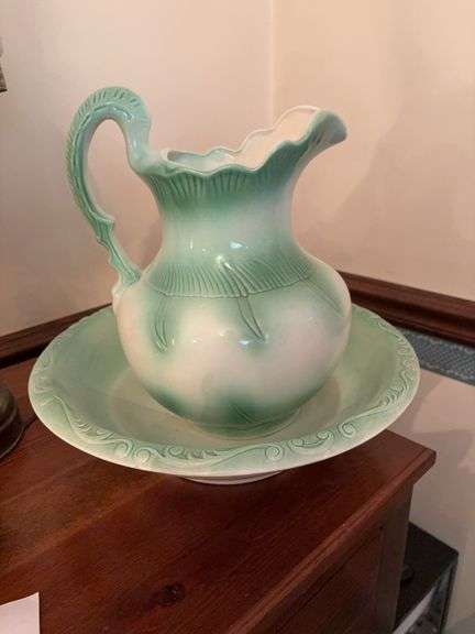 Green and white bowl and pitcher