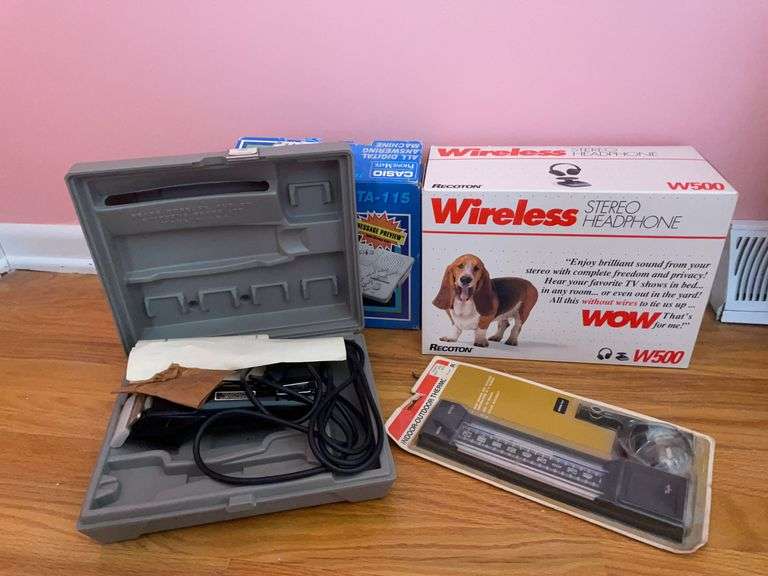 Assorted Vintage Electronics