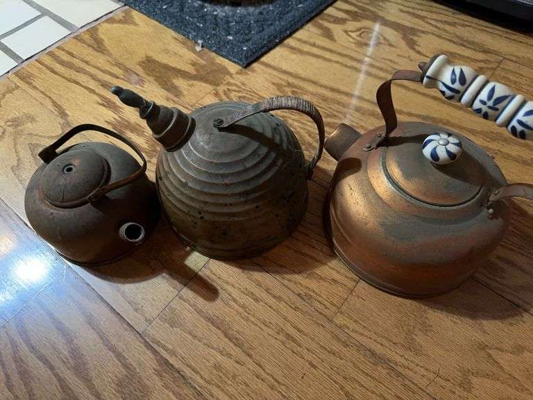 Lot of 3 Kettles