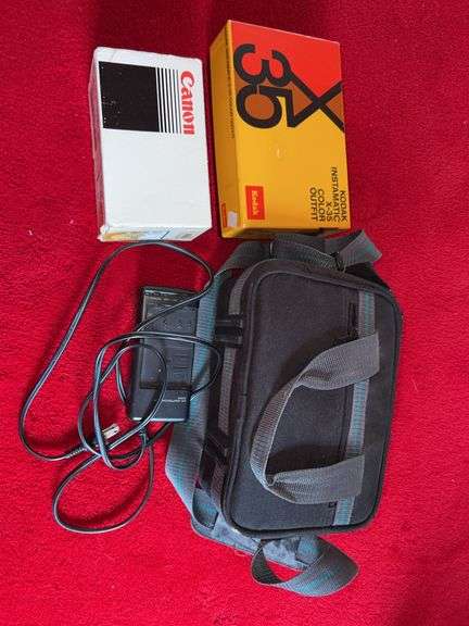 Assorted Vintage Cameras