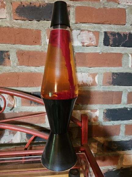Vintage Lava Lamp (works)