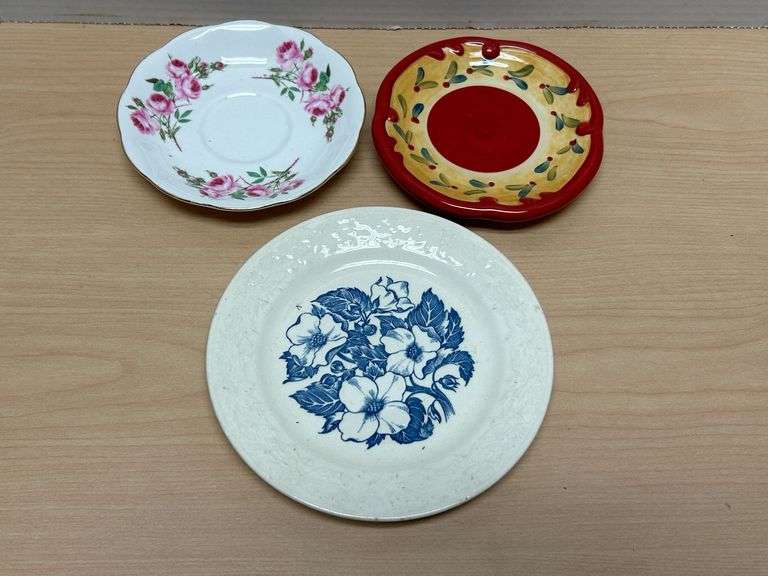 Wild Rose USA, Royal Albert China, Hand-Painted by Pamla Gladding Plates.