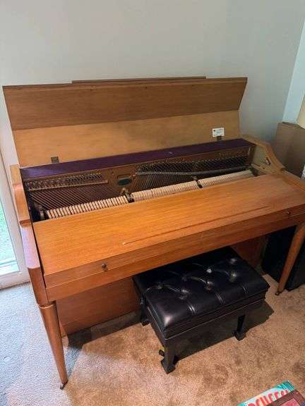 Mid-20th Century Baldwin Acrosonic Spinet Piano with Bench