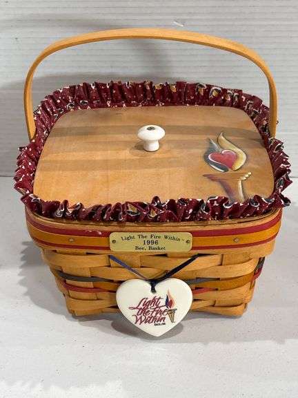 Longaberger 1996 Bee Basket