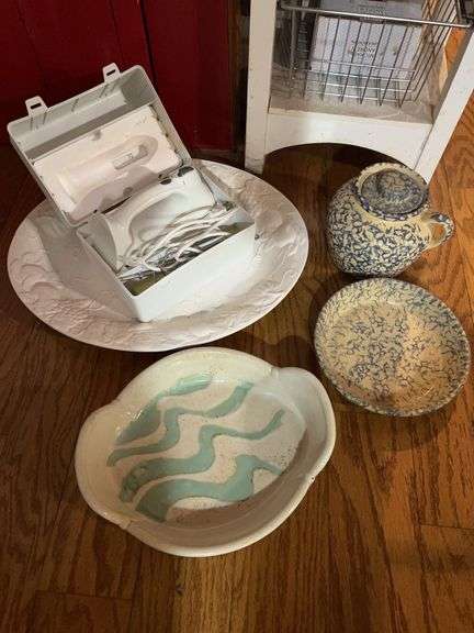 Serving Platter, Mixer & Robinson Pottery
