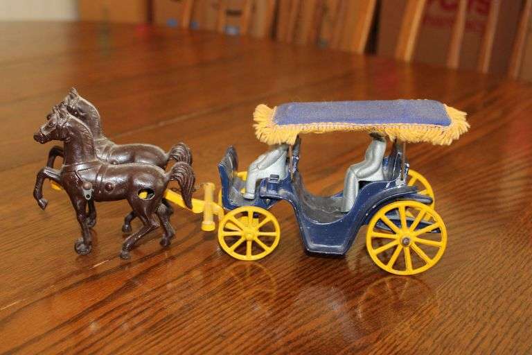 Horse & Carriage Toy