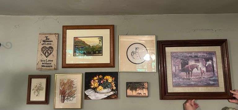 Lot of Wall Art / Framed Decor
