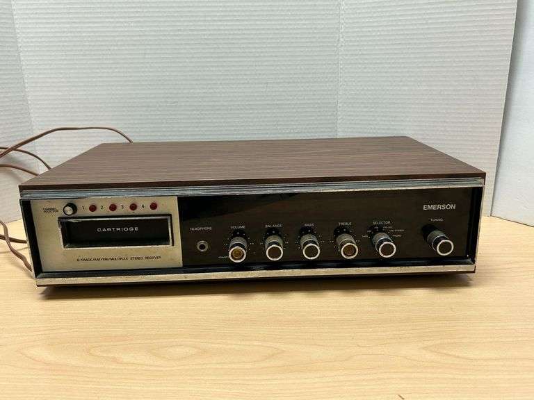 Vintage 1970s Emerson 8-Track Stereo Receiver Model 31M25 – Untested