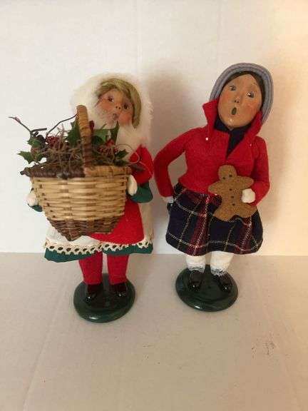 Signed Byers' Choice Ltd. LE Carolers