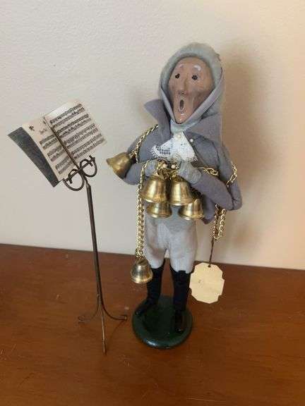 Signed Byers' Choice Ltd. Carolers