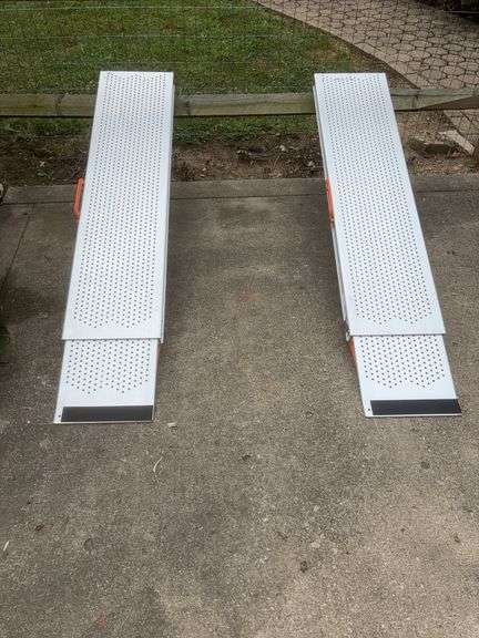 Portable & Extendable Ramps/Wheel Chair Ramps