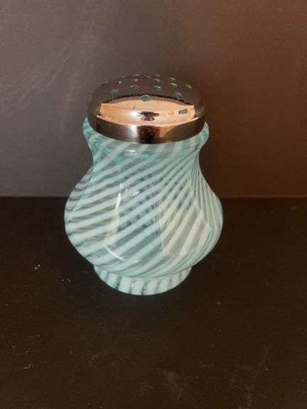 Vintage Fenton Sugar Shaker