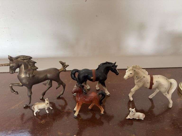 Lot of horses and unicorns