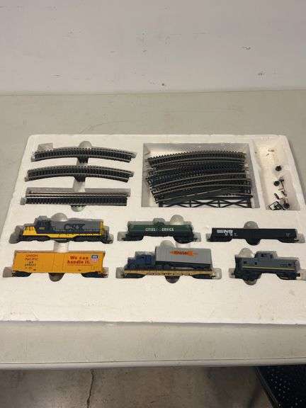 Complete HO Scale Train Set