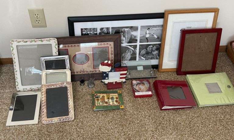 Picture Frames and Photo Albums
