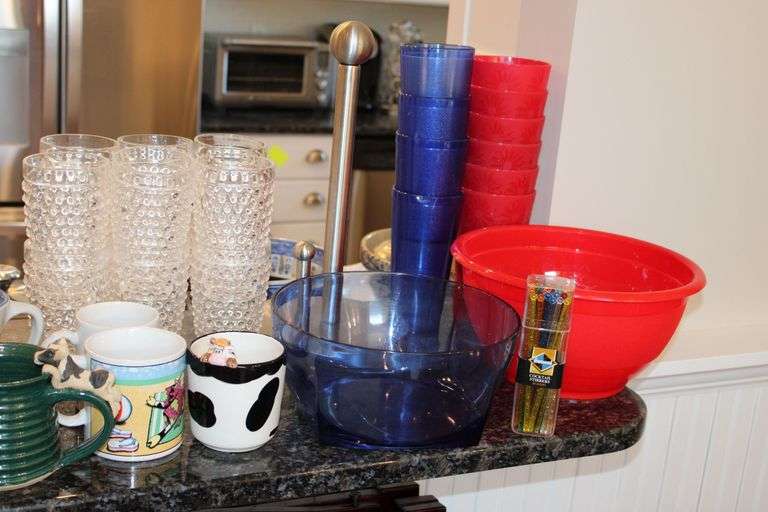 Drinkware & Plastic ware