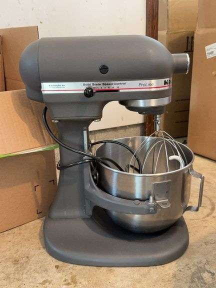 Kitchen-Aid Stand Mixer