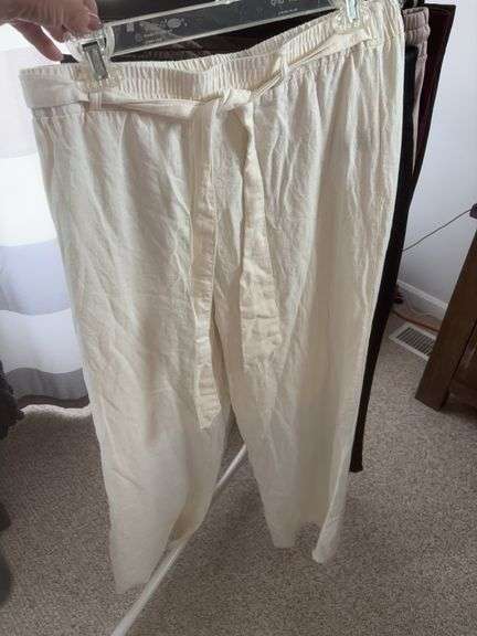 Women’s Leggins/ Joggers/dress pants size Large