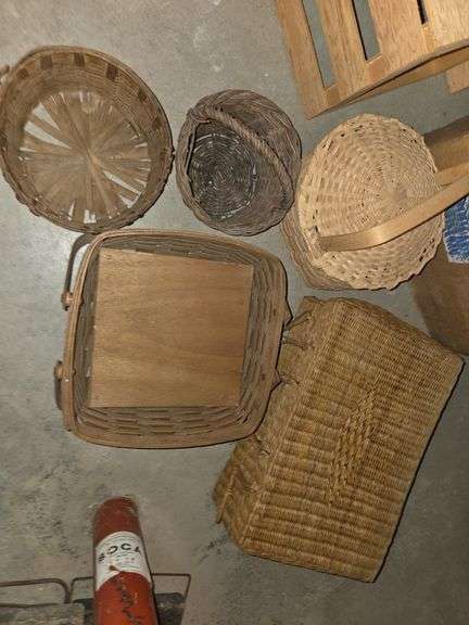 5 Vtg baskets