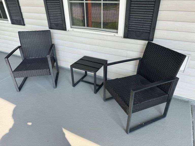Three-Piece Outdoor Patio Set with Wicker Chairs and Metal Side Table