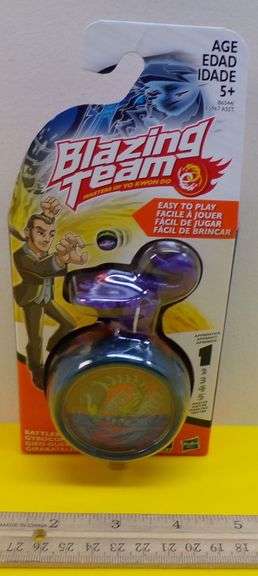 New 2015 Hasbro Blazing Team Battlespin