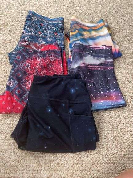 American Eagle size Medium Leggins