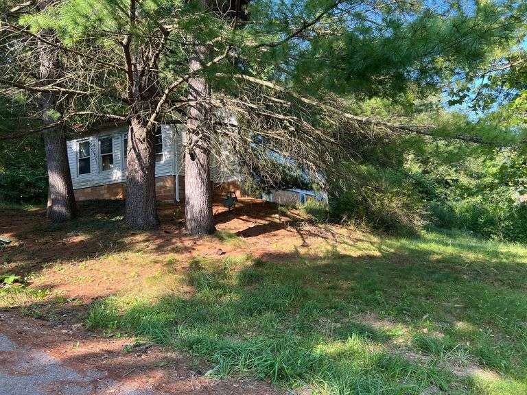 1368 Indiana Ave, Logan, OH 43138 - No Reserve