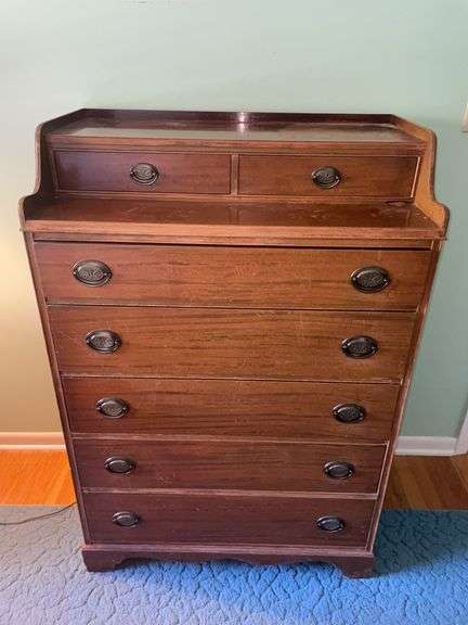 7-Drawer Chest of Drawers
